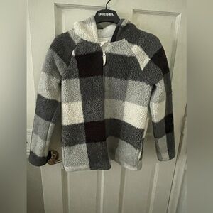Boys XL Checkered Black and White jacket. Car & Jack
